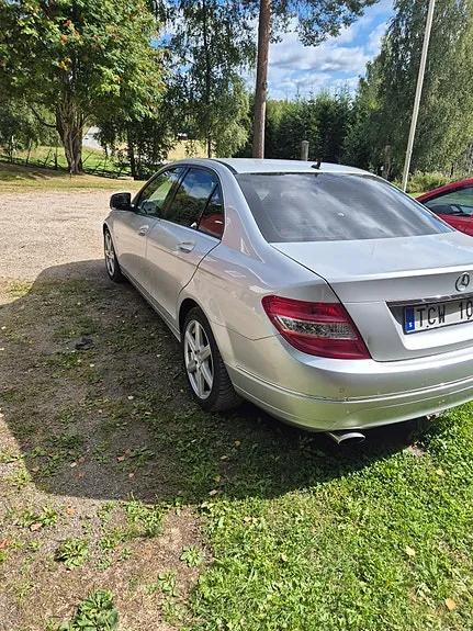 Mercedes-Benz C320 2008 photo 5