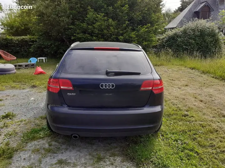 Audi A3 2010 photo 3