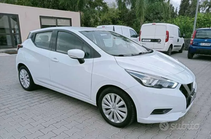 Nissan Micra 2018 photo 2