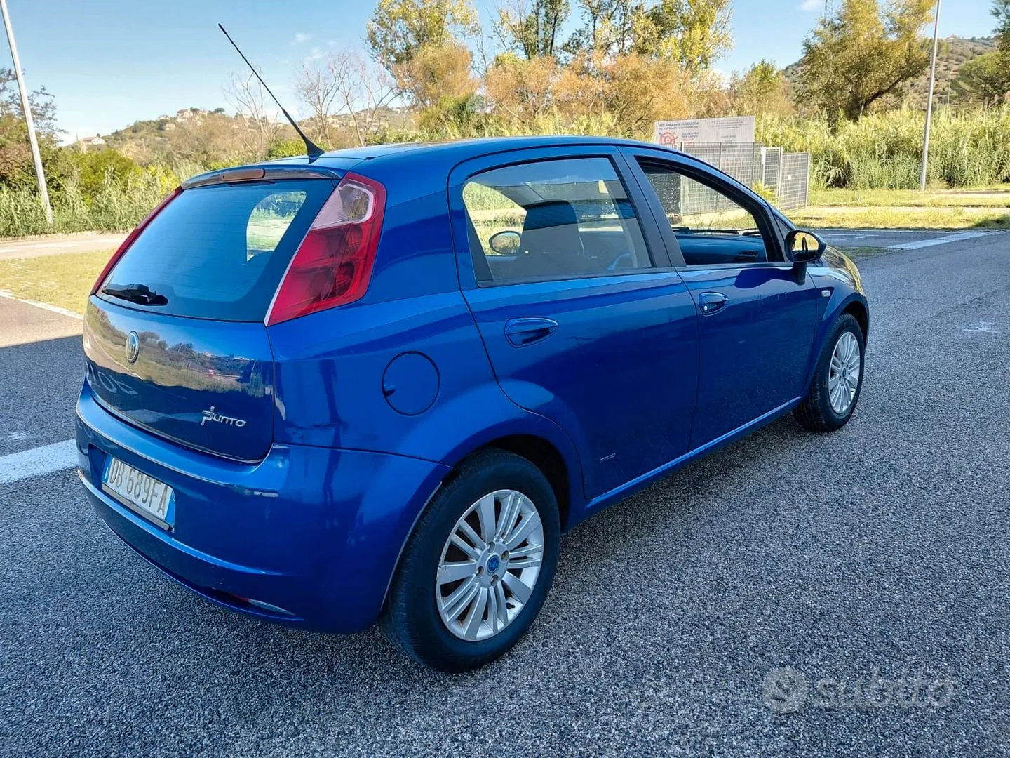 Fiat Grande Punto 2006 photo 3