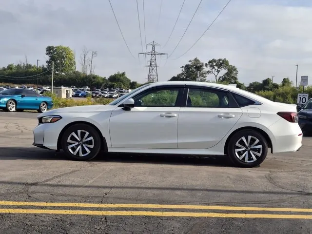 Honda Civic 2026 photo 2
