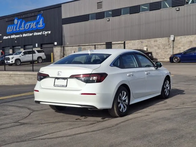 Honda Civic 2026 photo 5