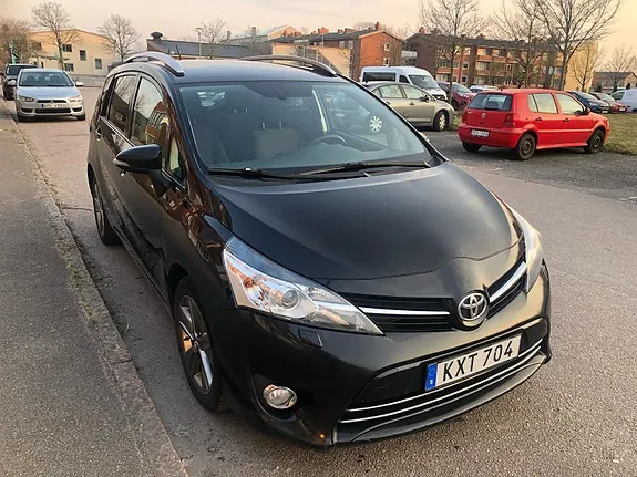 Toyota Verso 2014 photo 4