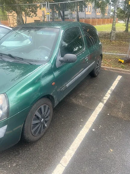 Renault Clio Ii 2002 photo 3