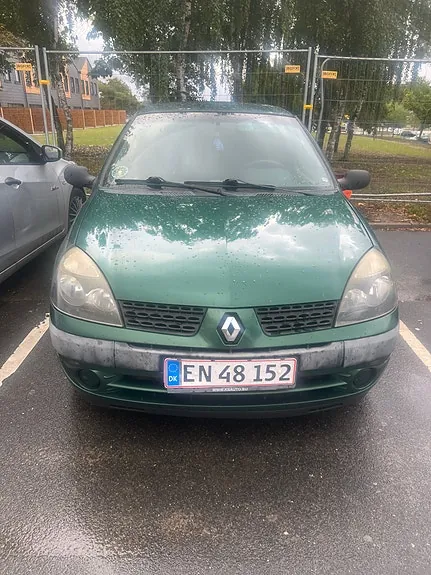 Renault Clio Ii 2002 photo 2