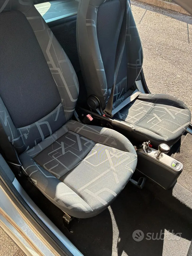 Smart Fortwo 2009 photo 2