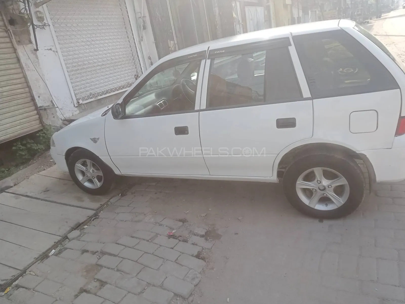Suzuki Cultus