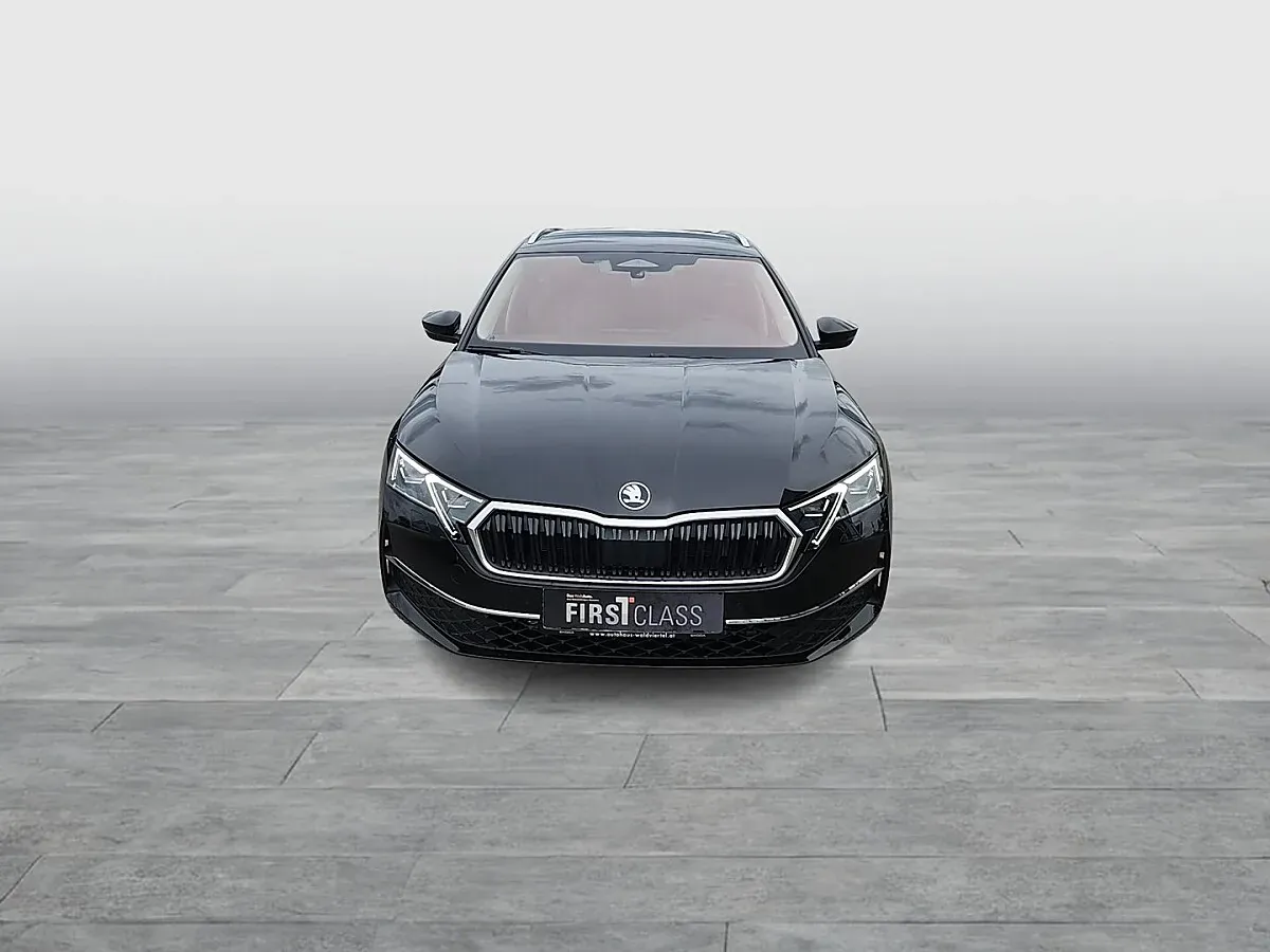 Skoda Octavia 2026 photo 2