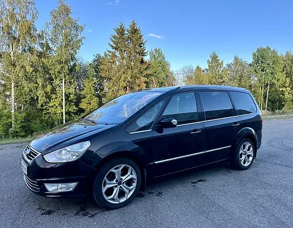 Ford Galaxy 2013 photo 3