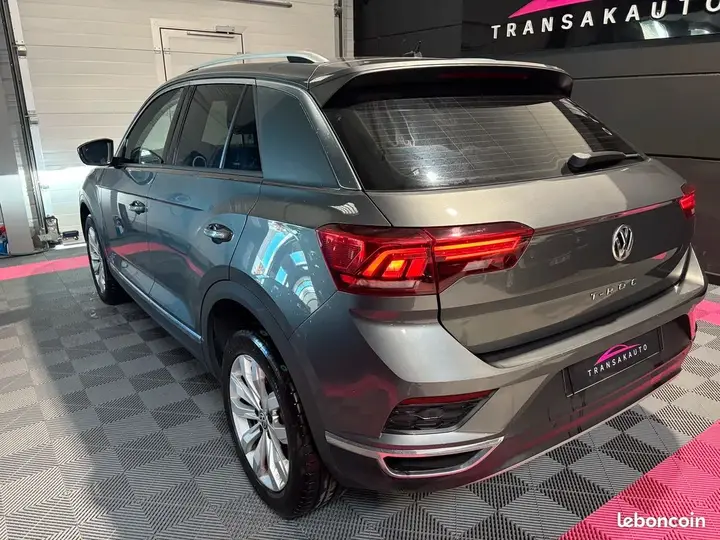 Volkswagen T-Roc 2018 photo 3