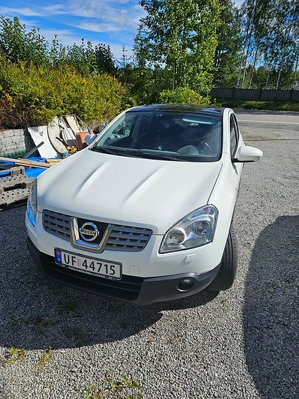 Nissan Qashqai 2010 photo 2