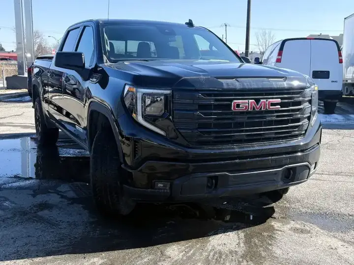 GMC Sierra 1500 2026 photo 2