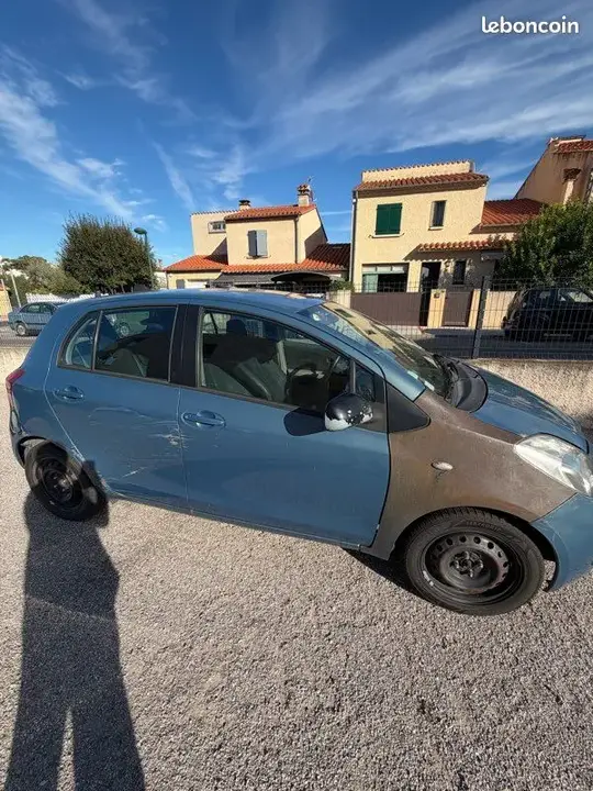 Toyota Yaris 2006 photo 3