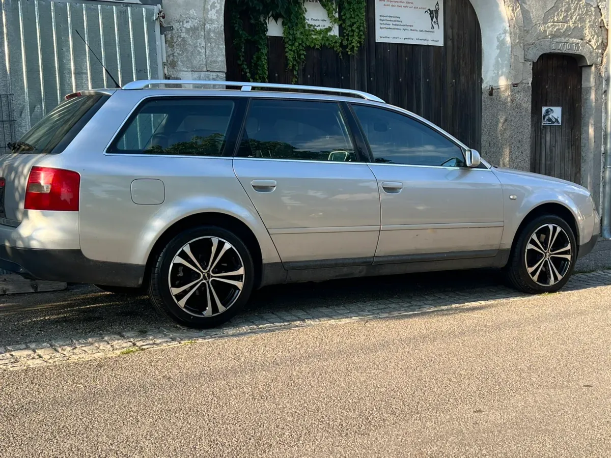 Audi A6 2001 photo 2