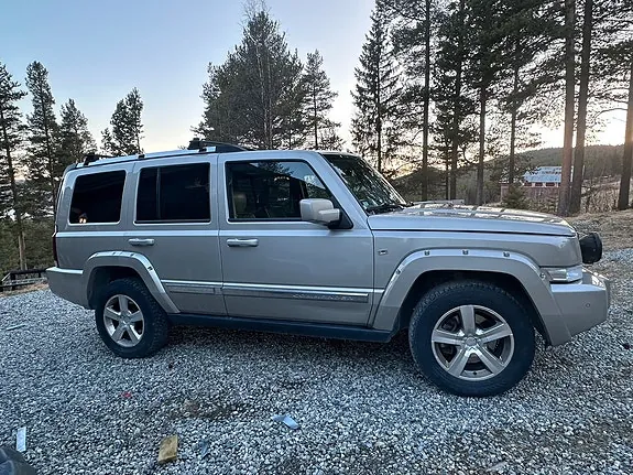 Jeep Commander 2007 photo 2