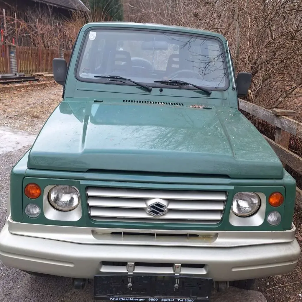 Suzuki Samurai 2000 photo 2