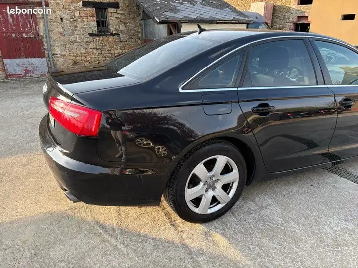 Audi A6 2011 photo 2