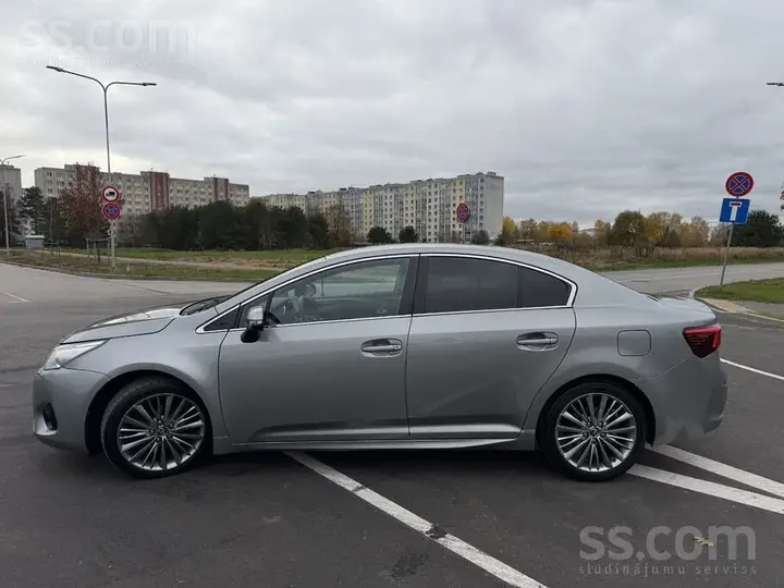 Toyota Avensis 2016 photo 3