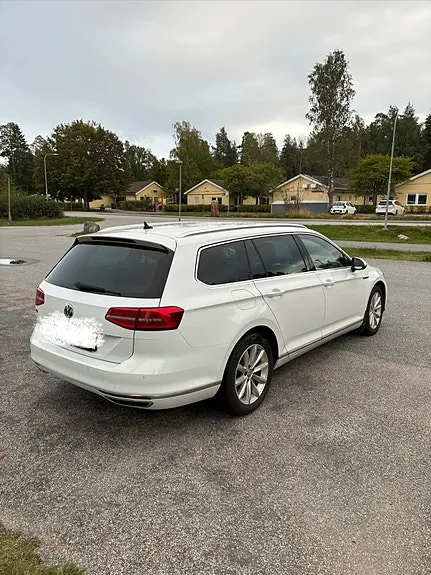 Volkswagen Passat 2017 photo 2
