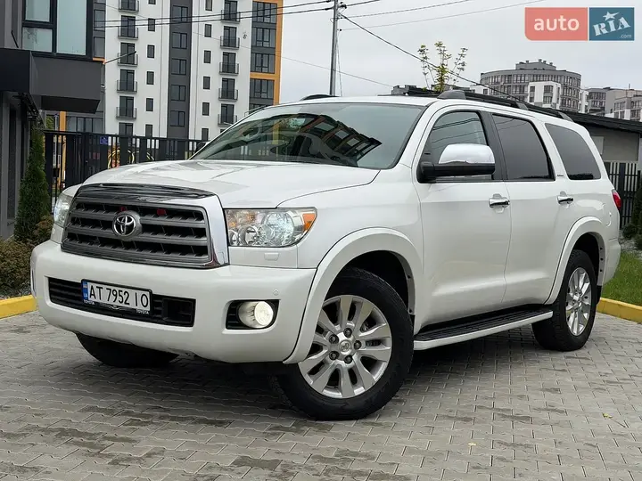 Toyota Sequoia