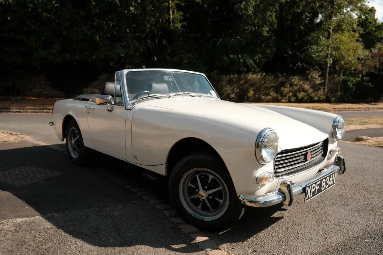 MG Midget 1974 photo 2