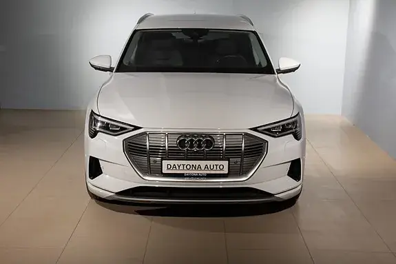 Audi E-Tron 2022 photo 5