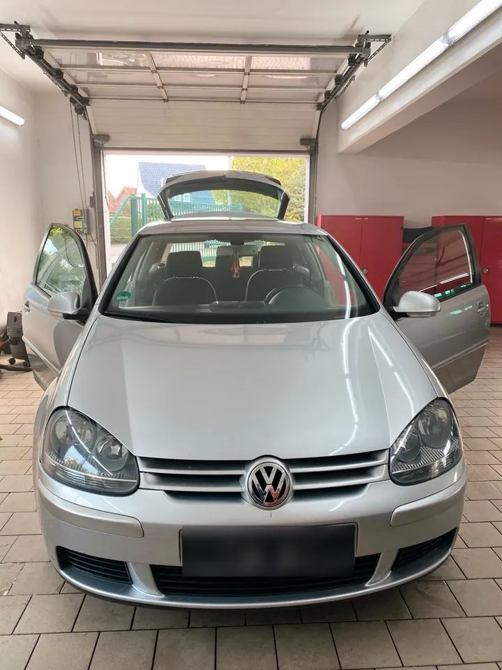 Volkswagen Golf V