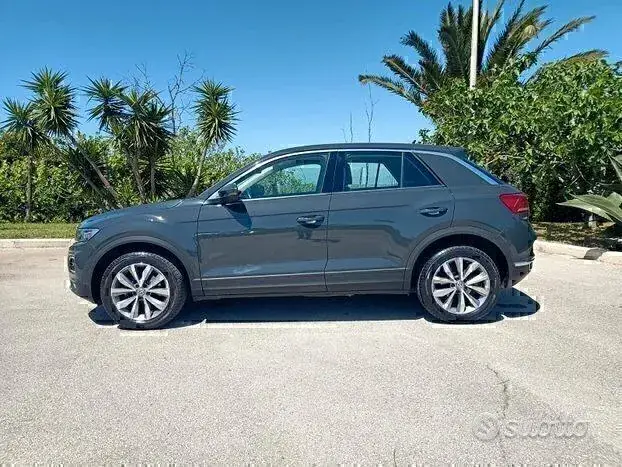 Volkswagen T-Roc 2019 photo 5