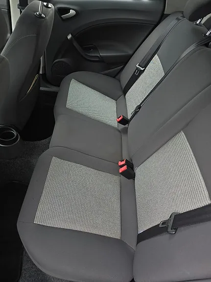Seat Ibiza 2010 photo 3