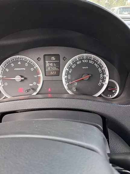 Suzuki Swift 2011 photo 5