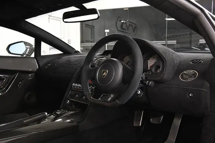 Lamborghini Gallardo 2010 photo 4