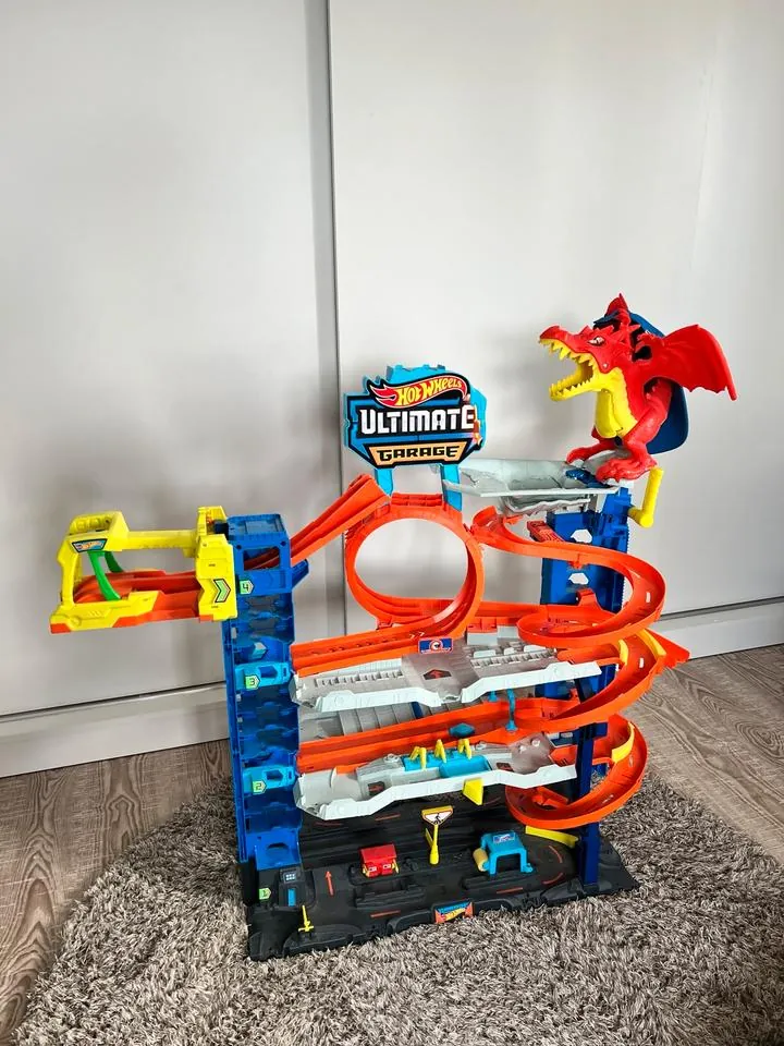 Hot Wheels Ultimate Garage