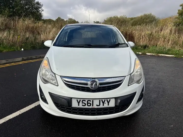 Vauxhall Corsa 2011 photo 4