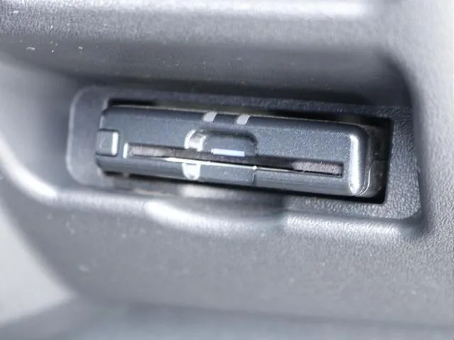 Toyota Hiace Van 2022 photo 4