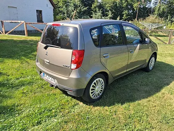 Mitsubishi Colt