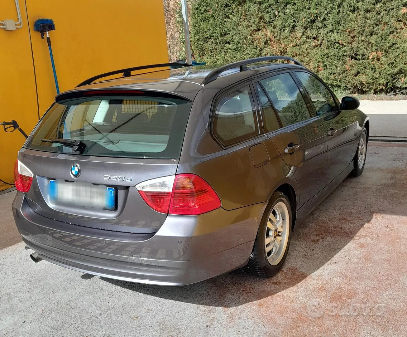 BMW 320D 2007 photo 2