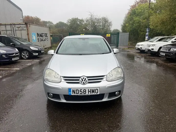 Volkswagen Golf 2008 photo 2