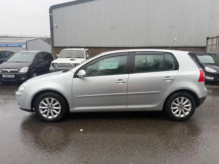 Volkswagen Golf 2008 photo 4