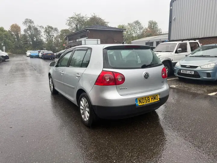 Volkswagen Golf 2008 photo 5