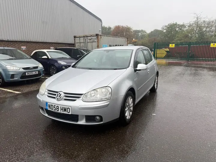 Volkswagen Golf 2008 photo 3