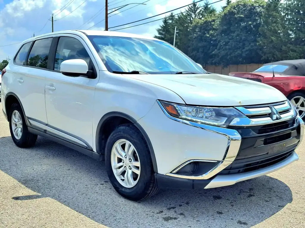 Mitsubishi Outlander 2018 photo 3