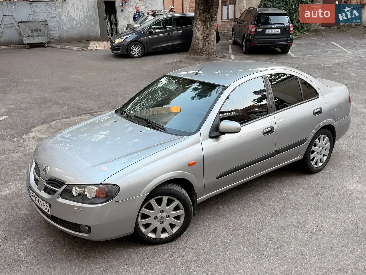 Nissan Almera 2003 photo 5