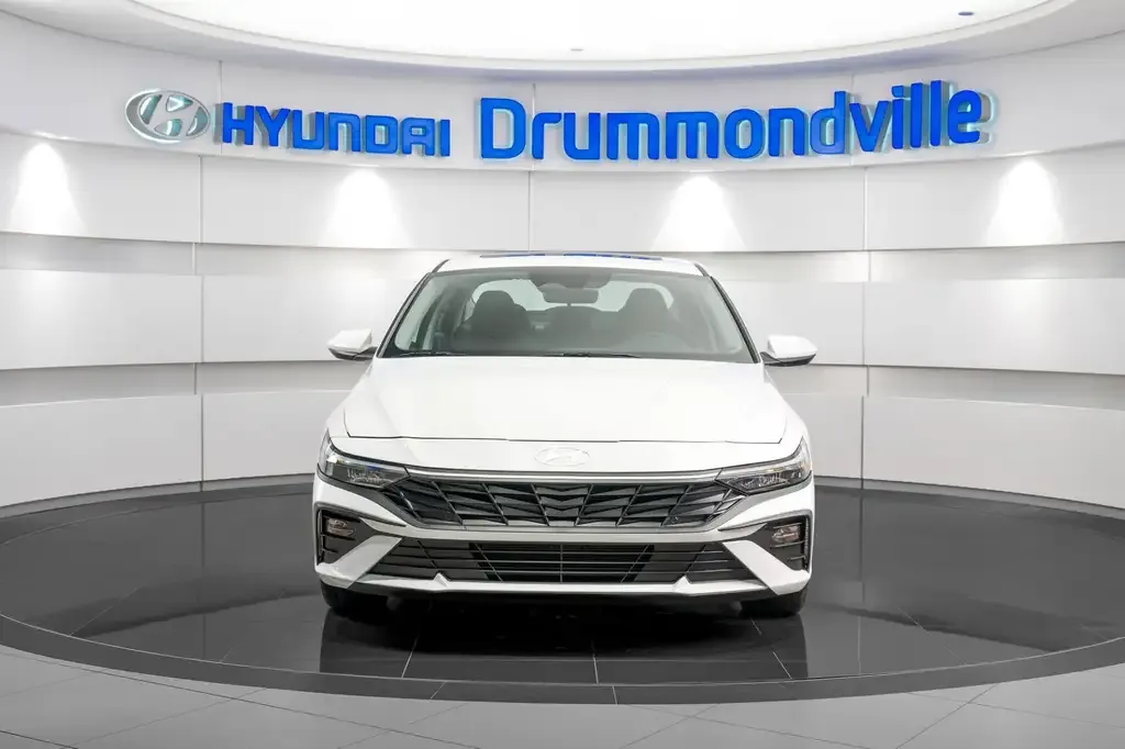 Hyundai Elantra 2024 photo 3