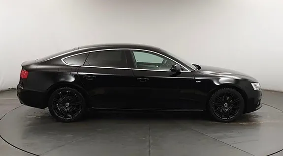 Audi A5 2016 photo 2