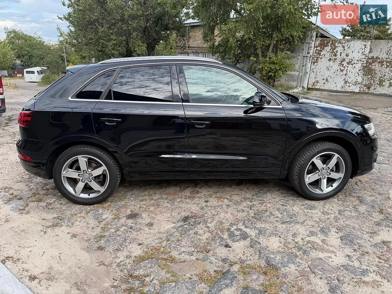 Audi Q3 2015 photo 5