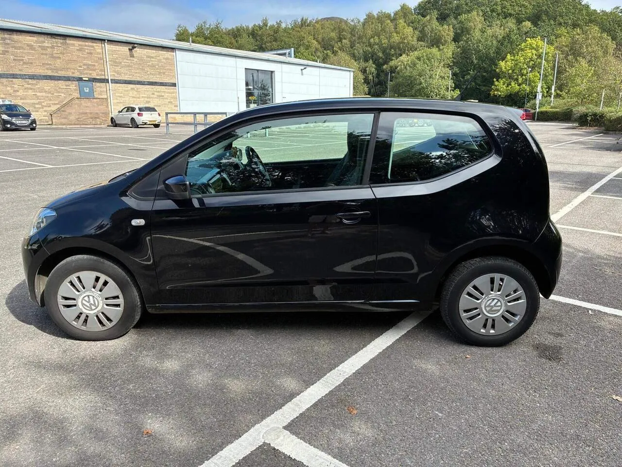 Volkswagen Up 2015 photo 3