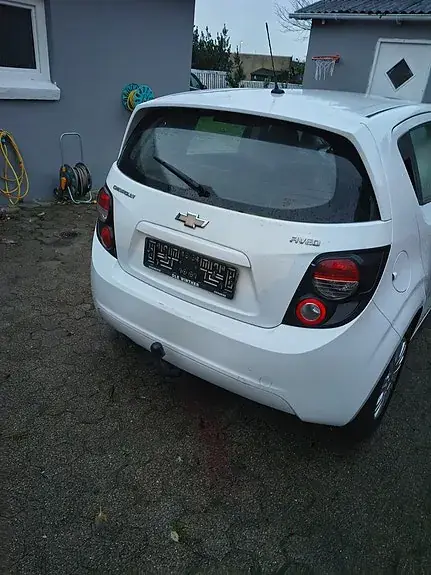 Chevrolet Aveo 2013 photo 2