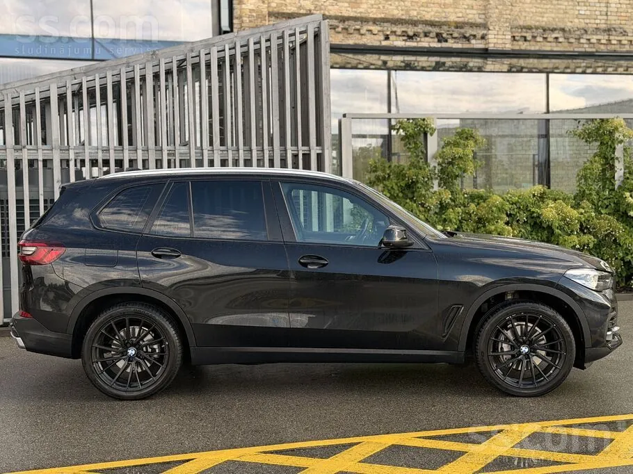 BMW X5 2022 photo 4
