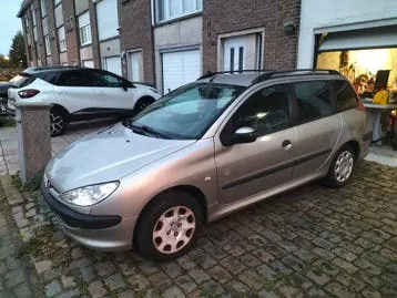Peugeot 206