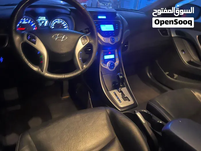 Hyundai Avante 2012 photo 4